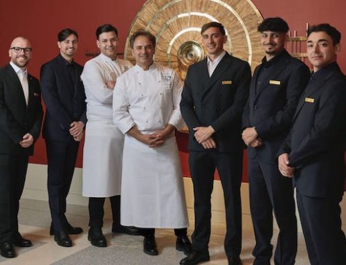 Nino Di Costanzo alla guida della cucina il ristorante Deschevaliers dell’hotel Bonart Naples. L’inaugurazione il 15 giugno