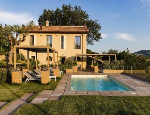 Palazzo di Varignana apre Borgo alle Crete, nuovo agriturismo tra vigneti e oliveti